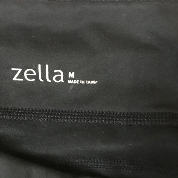 Zella black leggings with mesh detail. - Picture 3 of 3